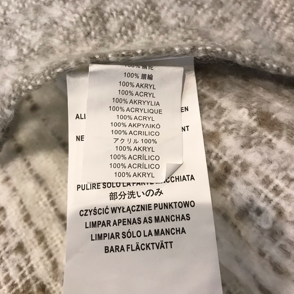 UGG NWT Emory Stitch Stripe Throw Blanket - Picture 4 of 6